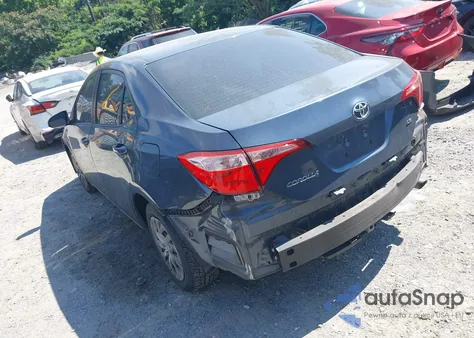 2018 Toyota Corolla Le z USA, uszkodzony, nr VIN 2T1BURHE1JC077131